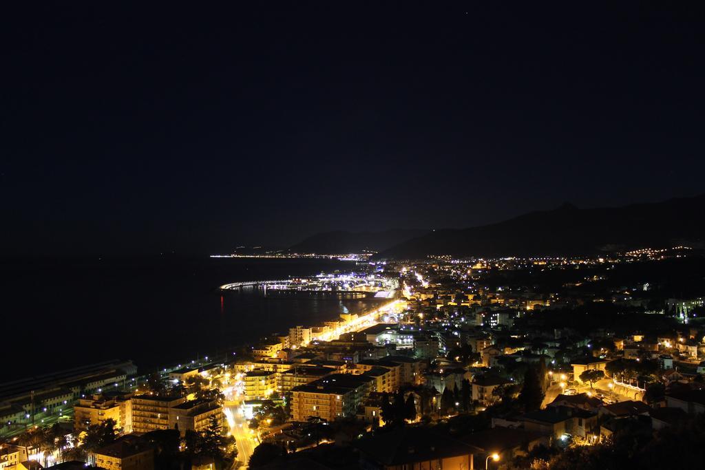 Hotel Lido Pietra Ligure Exteriér fotografie