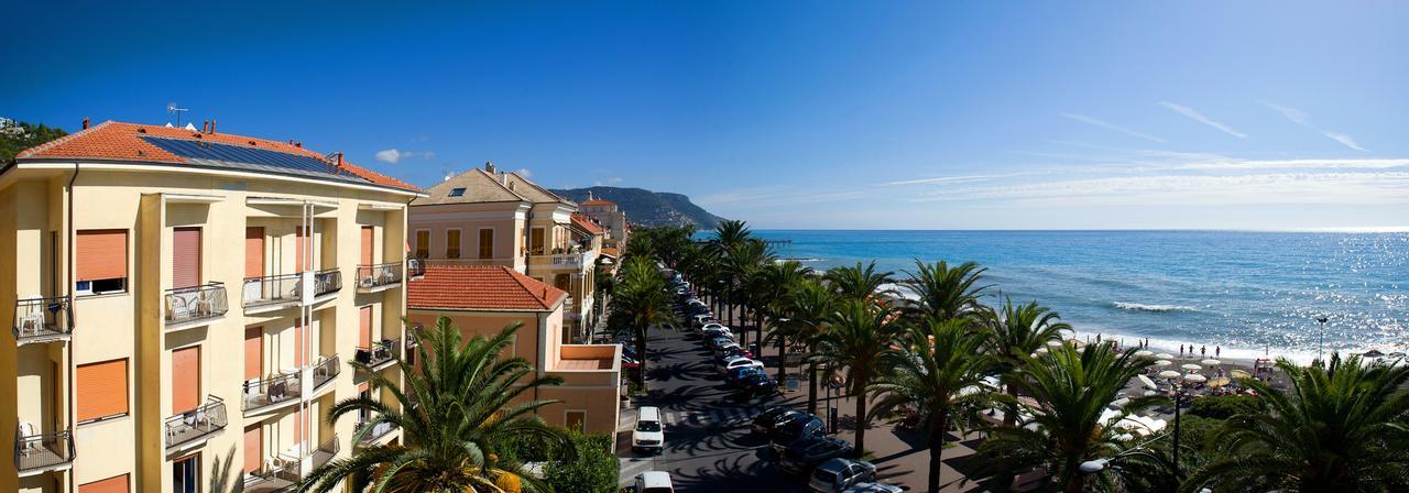 Hotel Lido Pietra Ligure Exteriér fotografie